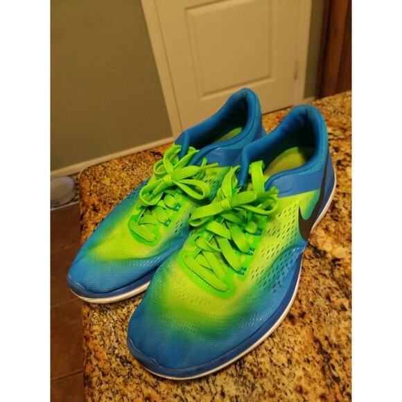 Nike Men’s 10 US Flex Run 2016 Green & Blue Neon Running Shoes Lace Up 44 EU - Picture 1 of 12